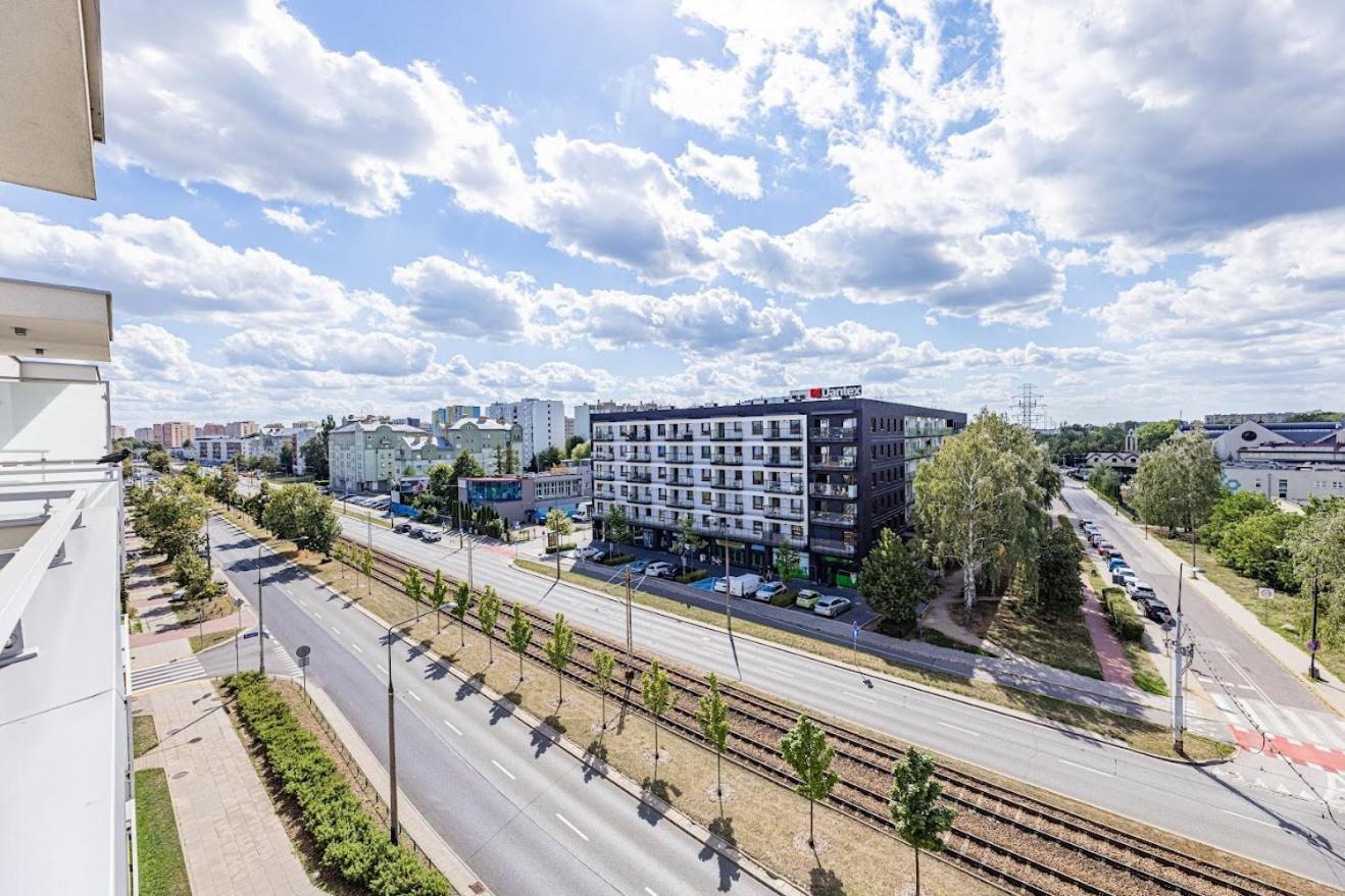 Fajny Apartament Z Parkingiem, Obok Metra. 华沙 外观 照片